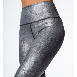 ALO Yoga High Waist Airbrush Legging